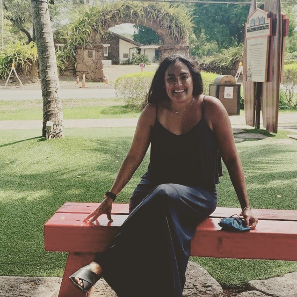 Meet your Posher, Cynthia